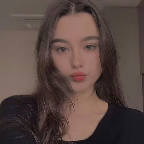 Mona K.
