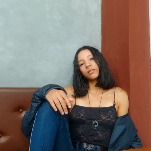 Mia L.