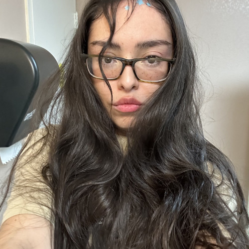 Selene V. profile photo