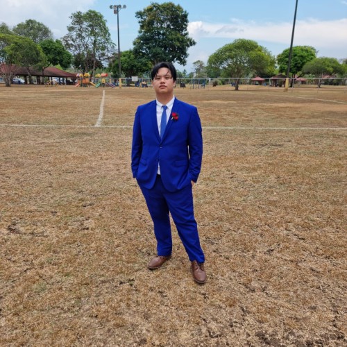 luis l.