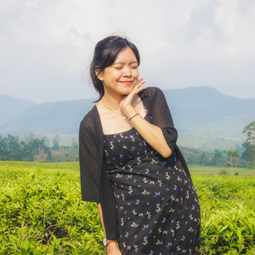 Widia N. profile photo