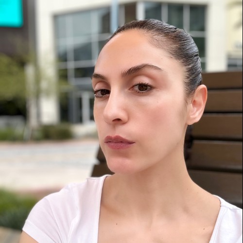 Mia Z. from United States