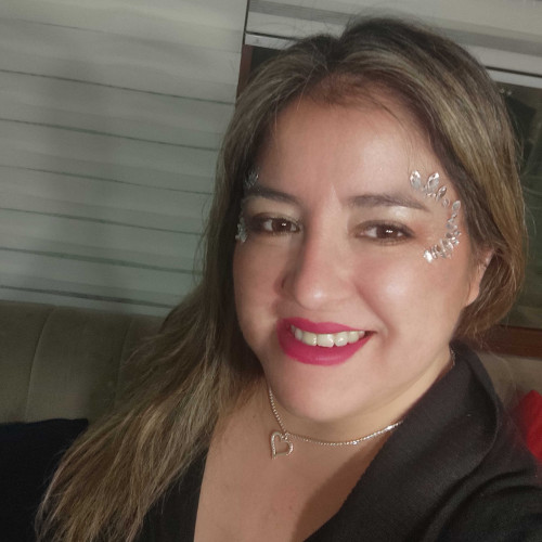 closyta r. profile photo