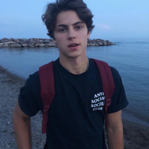 Leo D. profile photo