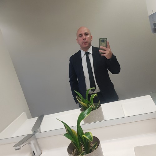 Ricardo m.
