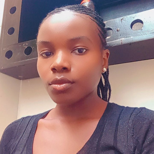 Yomcwiny  r. profile photo