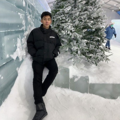 Jirayu B.