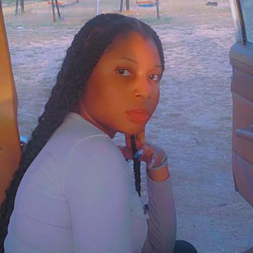 Oma F. profile photo