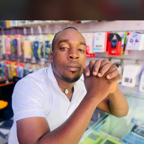 Andrew Miyingo W.