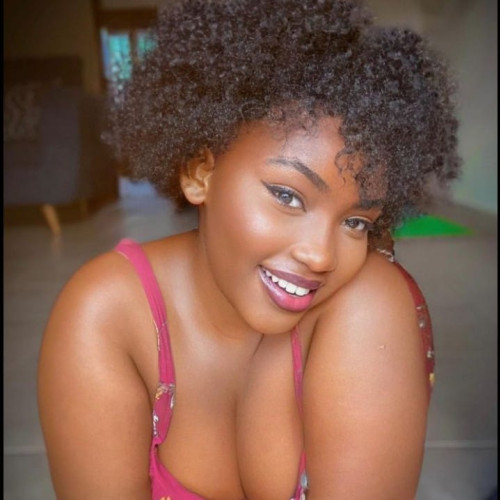 Esther M. profile photo