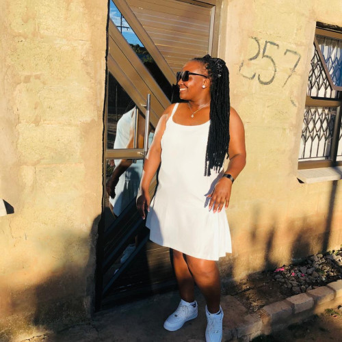 Zoleka  B.