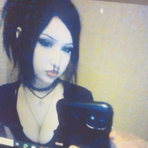 skyy  x. profile photo