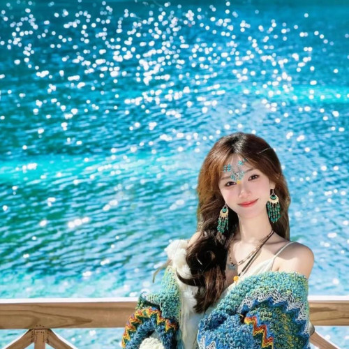 Luna c. profile photo