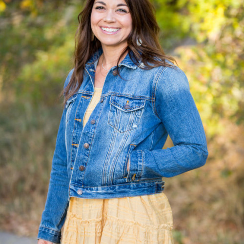 Lisa L.