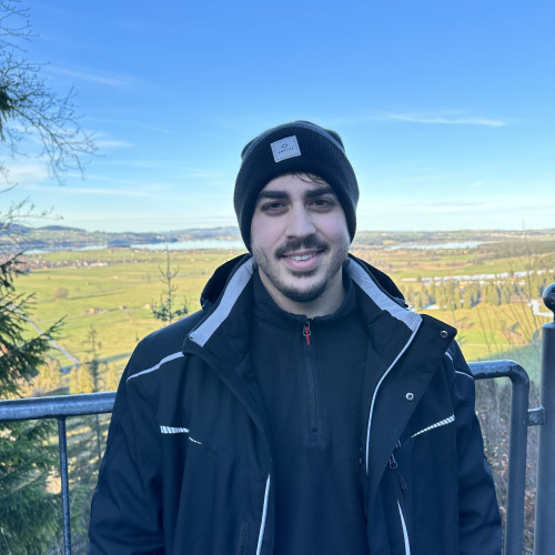 Deniz T. profile photo