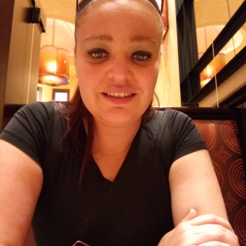 Chantale Y. profile photo