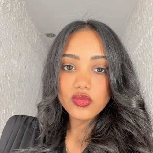 Amna M. profile photo