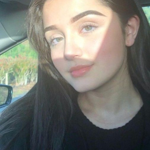 Hana B.