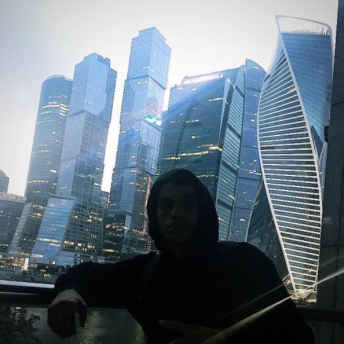 Mehdi  C.