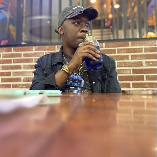 Sandile M. profile photo