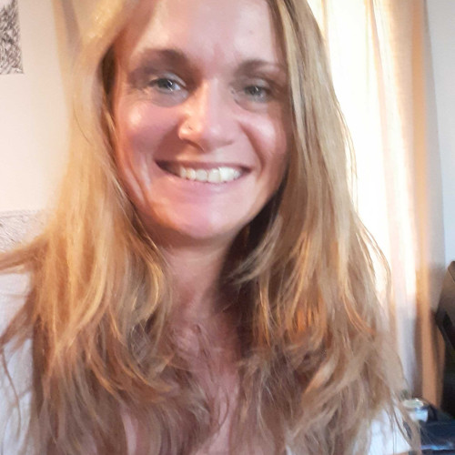 Kari L.
