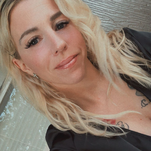Julie S. profile photo