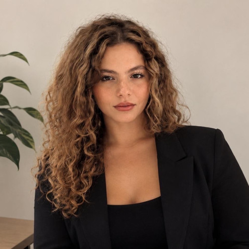 Lylia T. profile photo