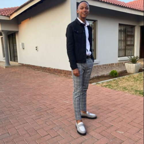 Tebo L. profile photo