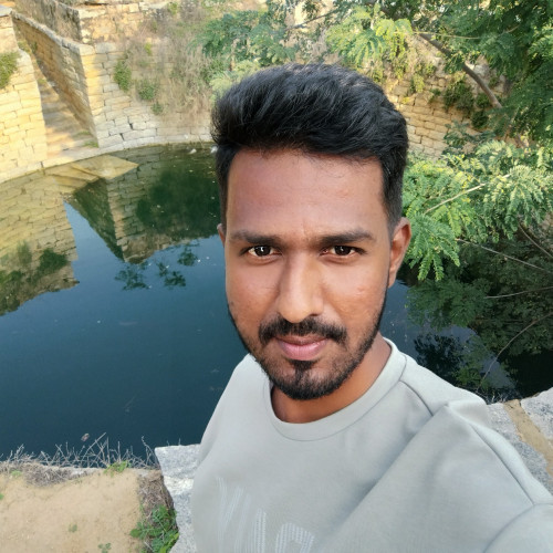 Karthik R. profile photo