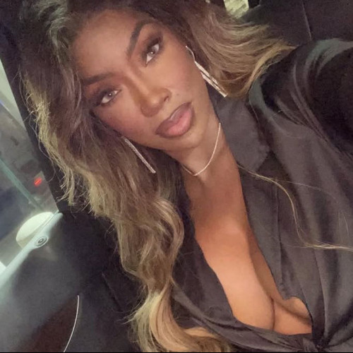 Coco L.