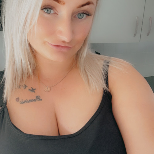 Amie  L. profile photo