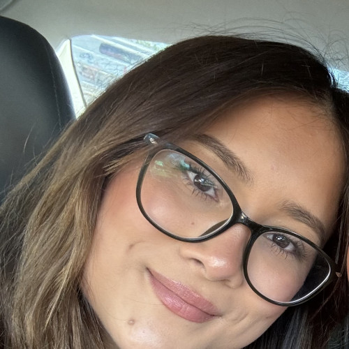 Abril D. profile photo