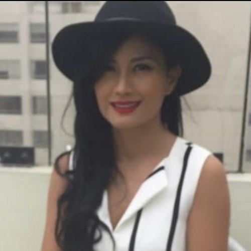 Maria del Carmen  W.