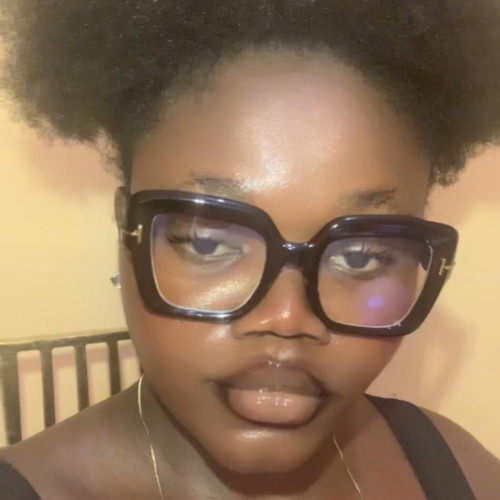 ESSY I. profile photo