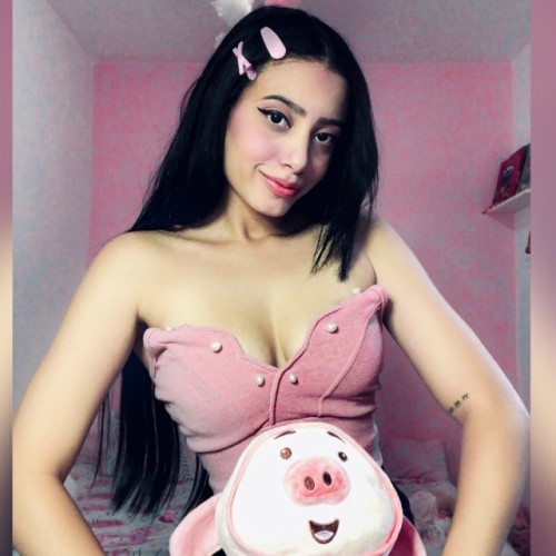 Nayla F.