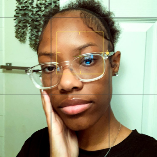 Dniya T. profile photo