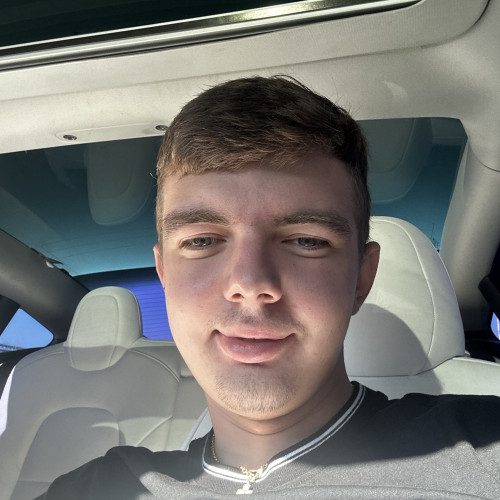 Denis L. profile photo