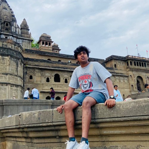 Vivek W.