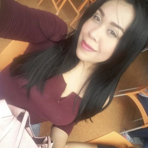 Violeta M.