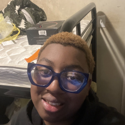 Dee C. profile photo