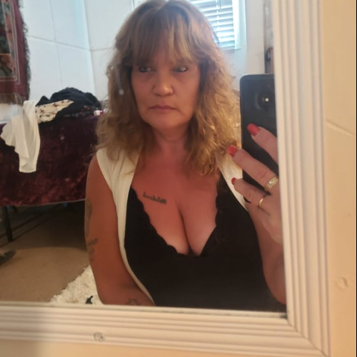 April L. profile photo