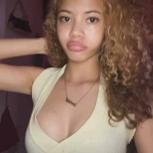 Macaroni R. profile photo