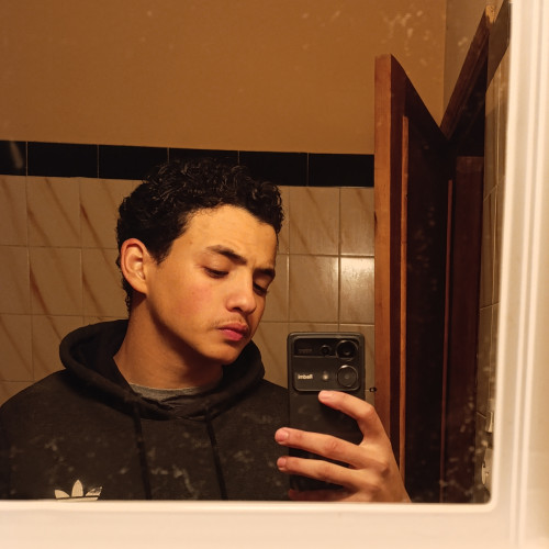 Yahya L. profile photo