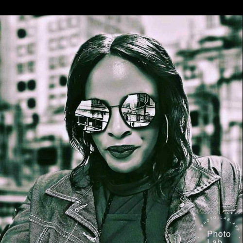 mimi m.