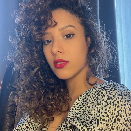 Fernanda S.