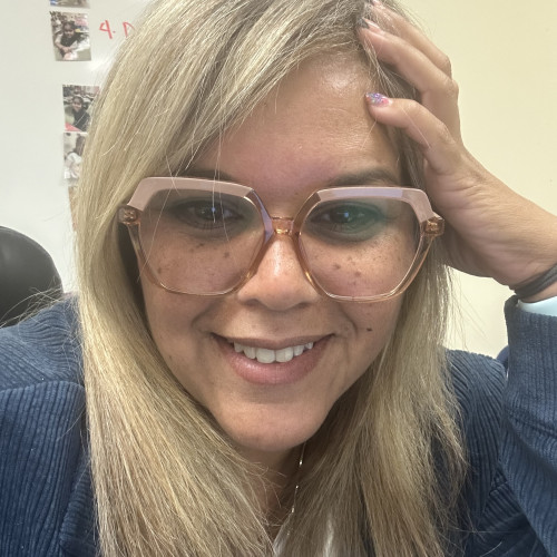Lluvia V. profile photo