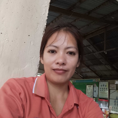 marie f. profile photo
