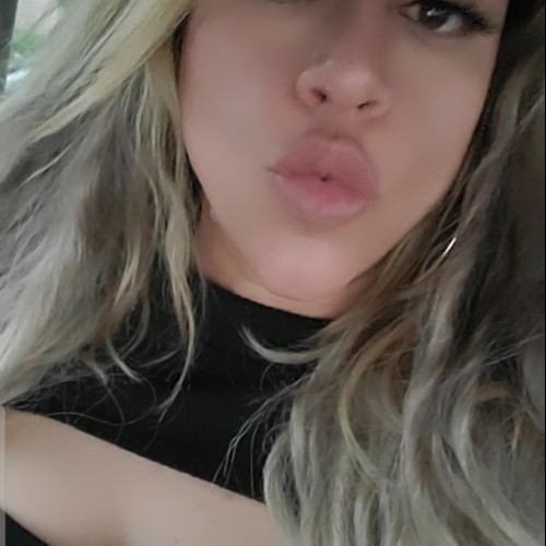 Roxy C. profile photo