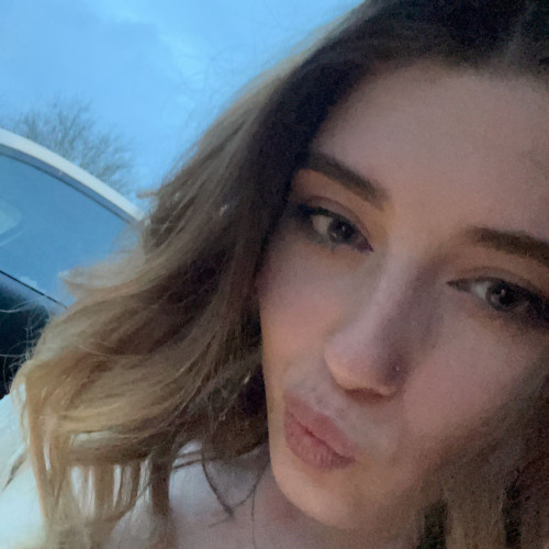 Lottie B. profile photo