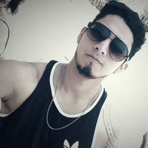charly r. profile photo